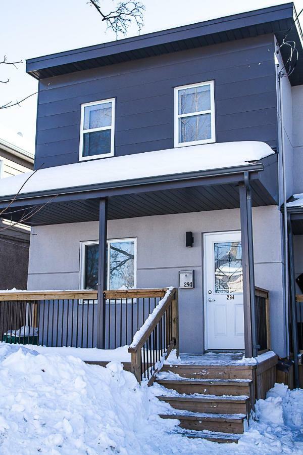 Spacious 3 Bdrm Home Near Downtown Оттава Экстерьер фото
